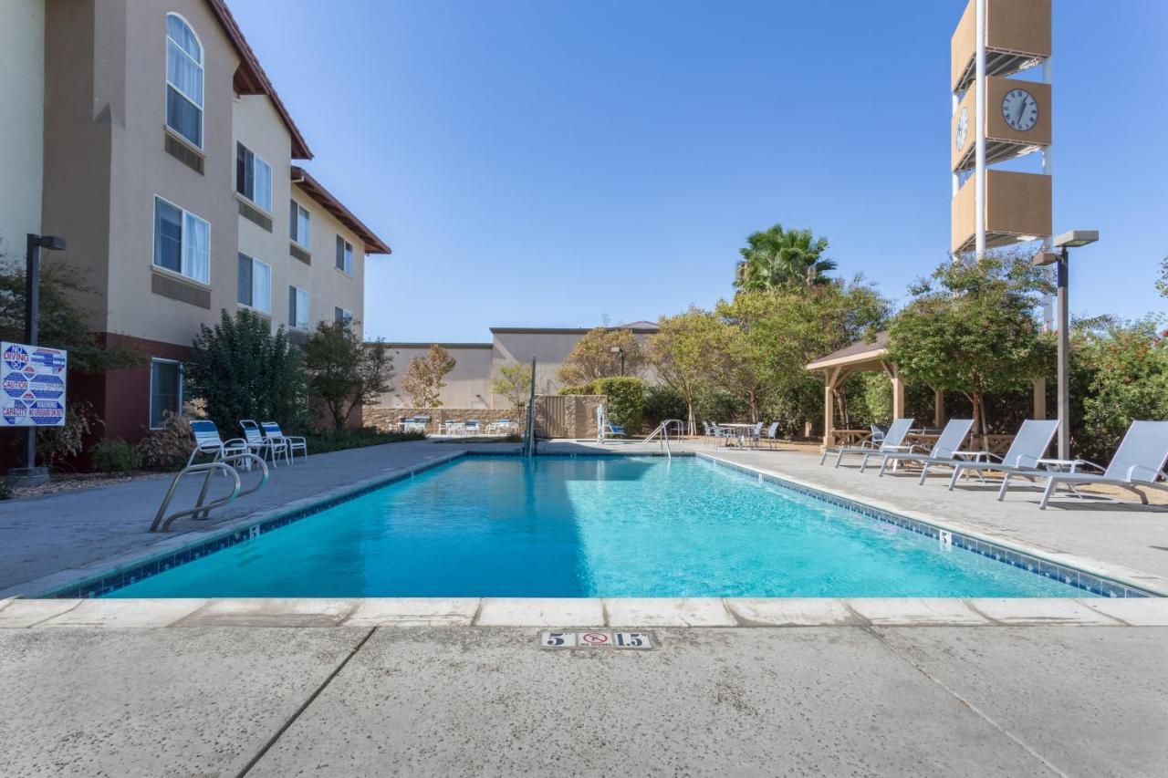 Holiday Inn Express Hotel & Suites Manteca By Ihg Dış mekan fotoğraf