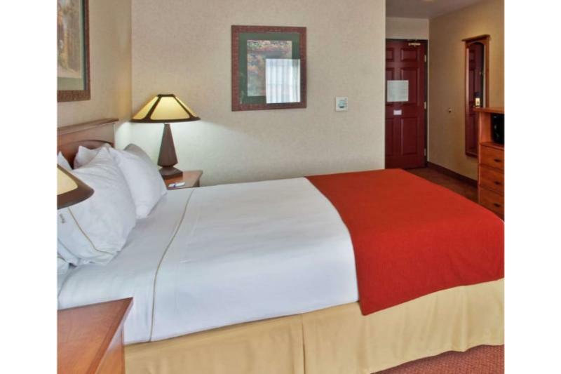 Holiday Inn Express Hotel & Suites Manteca By Ihg Dış mekan fotoğraf