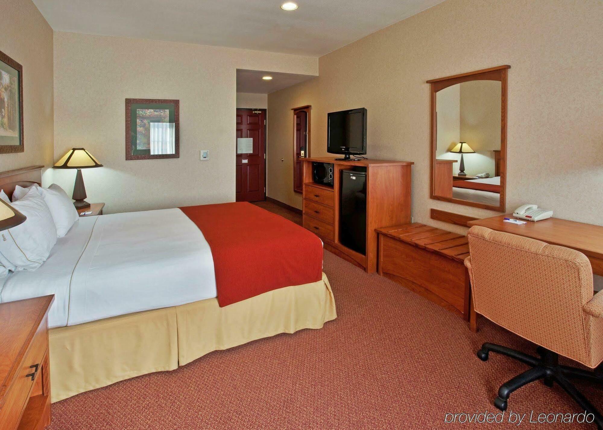 Holiday Inn Express Hotel & Suites Manteca By Ihg Dış mekan fotoğraf