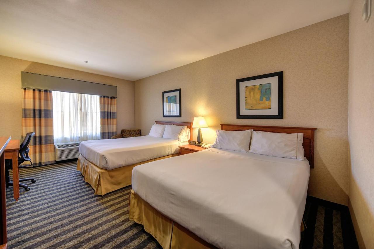 Holiday Inn Express Hotel & Suites Manteca By Ihg Dış mekan fotoğraf