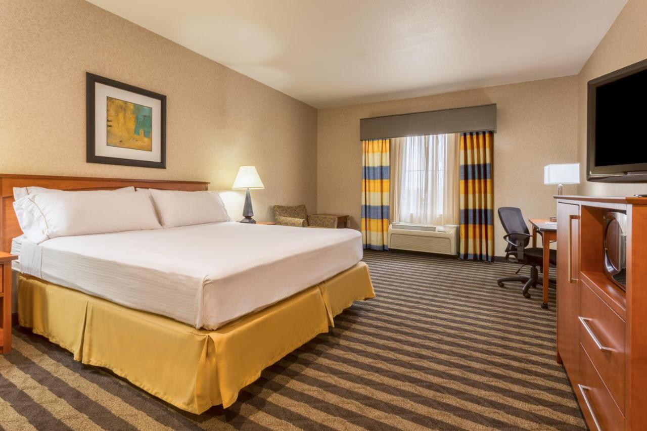 Holiday Inn Express Hotel & Suites Manteca By Ihg Dış mekan fotoğraf