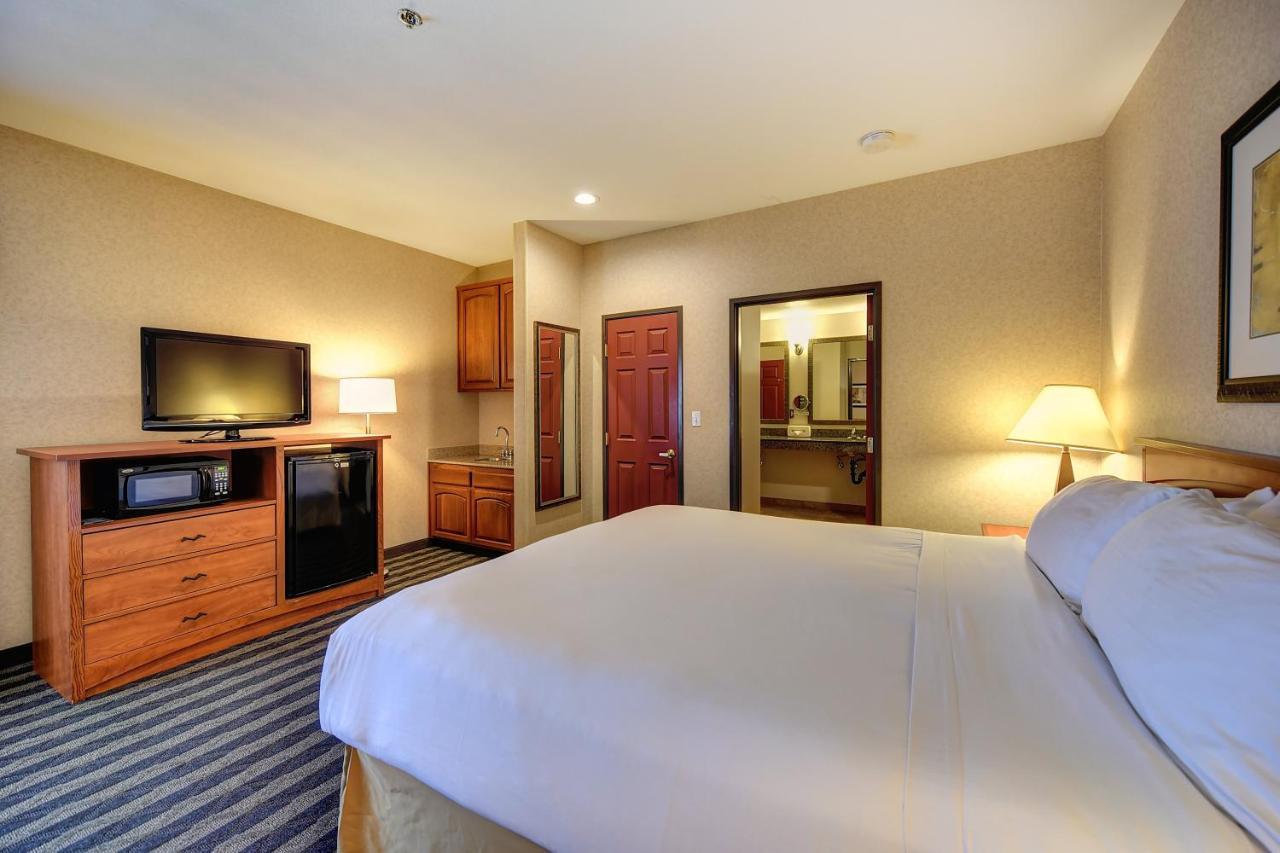 Holiday Inn Express Hotel & Suites Manteca By Ihg Dış mekan fotoğraf