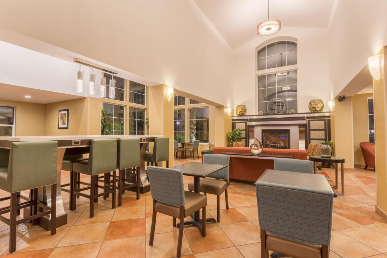 Holiday Inn Express Hotel & Suites Manteca By Ihg Dış mekan fotoğraf
