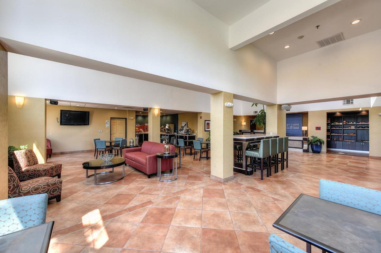 Holiday Inn Express Hotel & Suites Manteca By Ihg Dış mekan fotoğraf