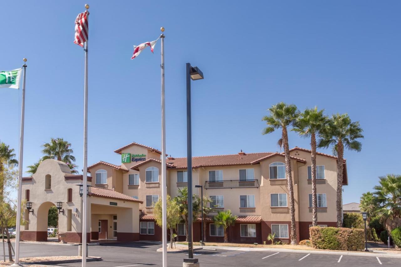 Holiday Inn Express Hotel & Suites Manteca By Ihg Dış mekan fotoğraf