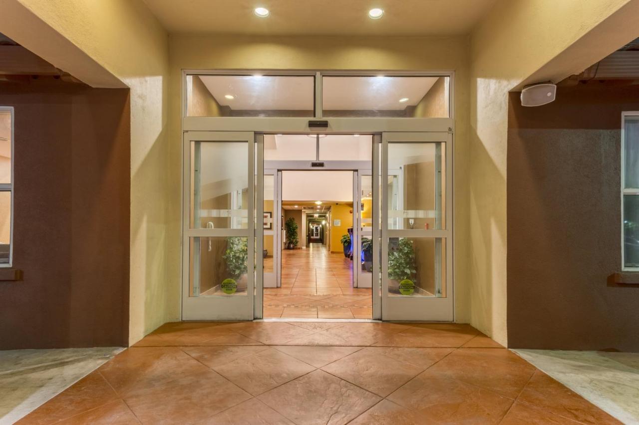 Holiday Inn Express Hotel & Suites Manteca By Ihg Dış mekan fotoğraf